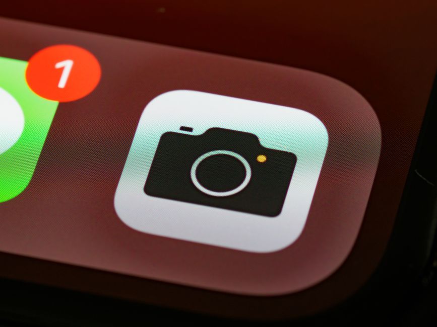 iPhone mobile device UI interface