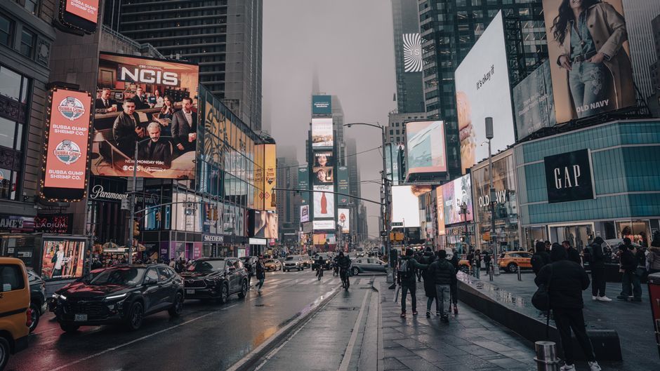 New York Times Square pedestrians travel