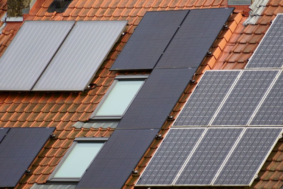 solar rooftop panels Thailand architecture