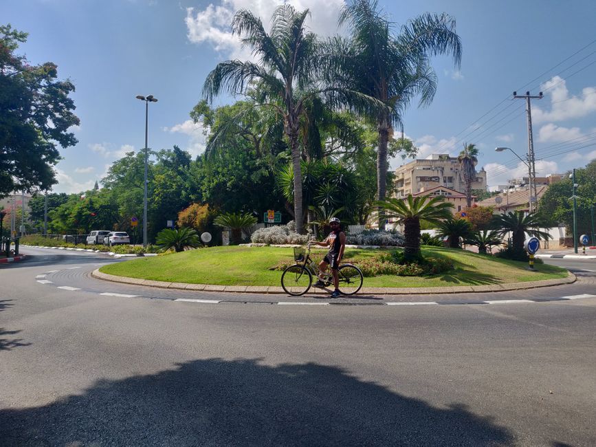 Israel Tel Aviv polling station street