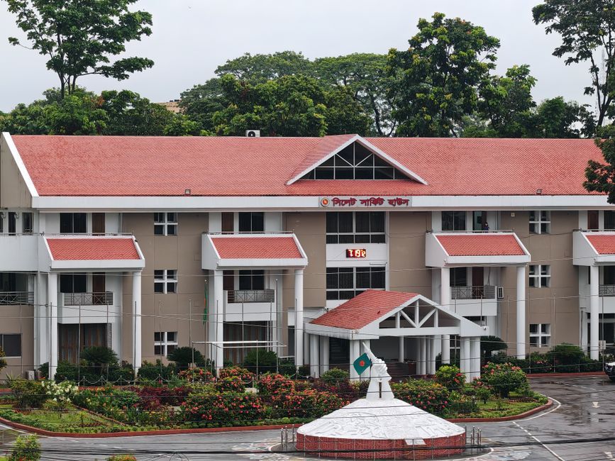 Bangladesh school building exterior