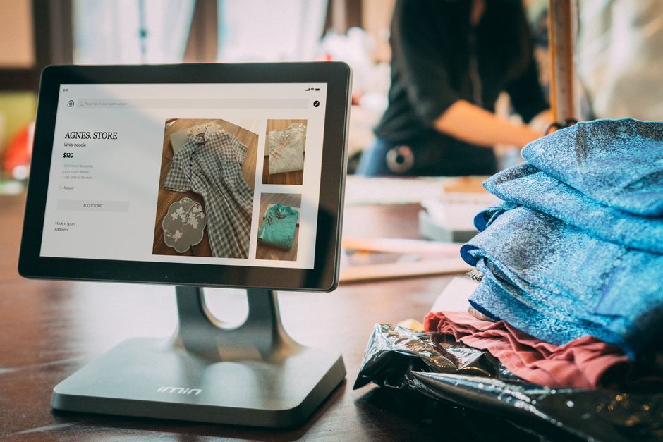 online shopping digital screen Thailand