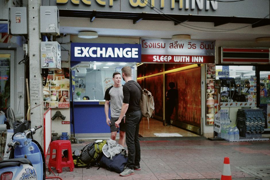 Travel Card smartphone currency exchange Thailand