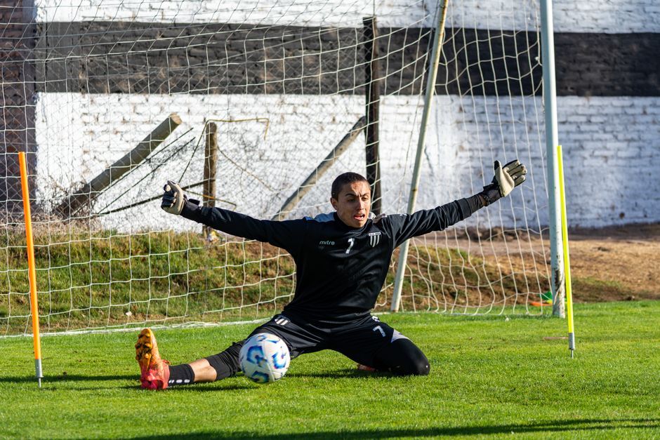 professional goalkeeper training session goalpost