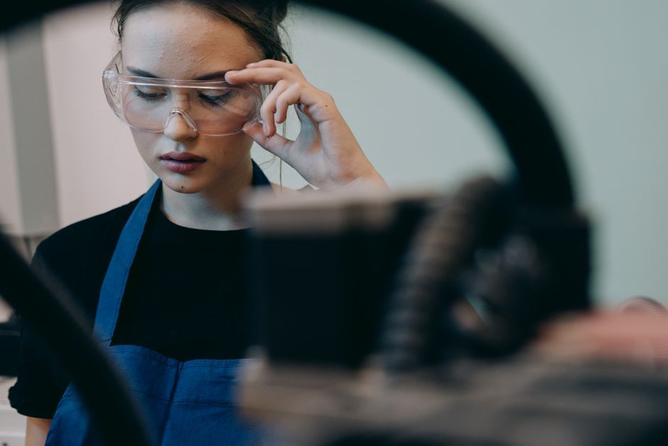 young worker apprenticeship workplace uk
