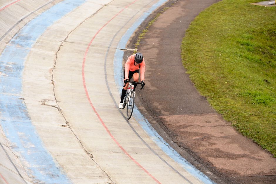 track cycling sprint race