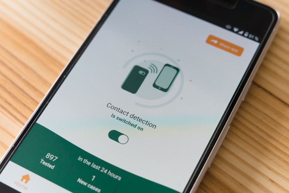 smartphone safety app screen