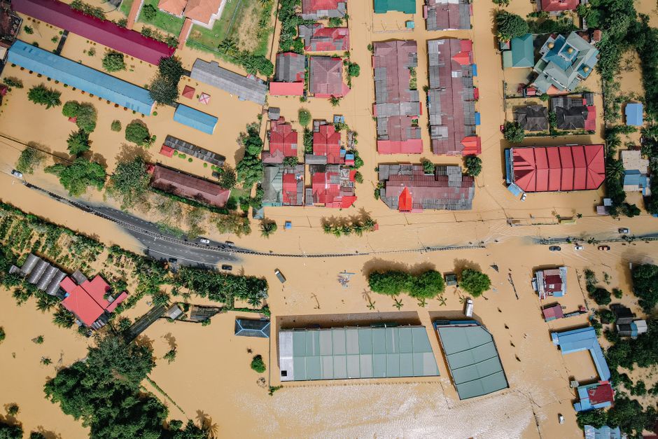 Thailand flood disaster rescue