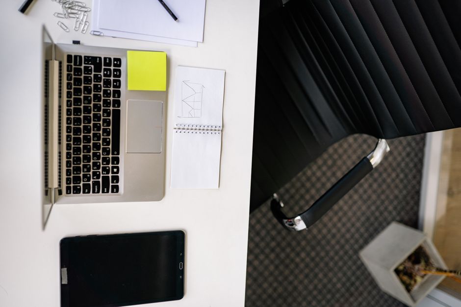 Dubai modern architecture office desk workspace