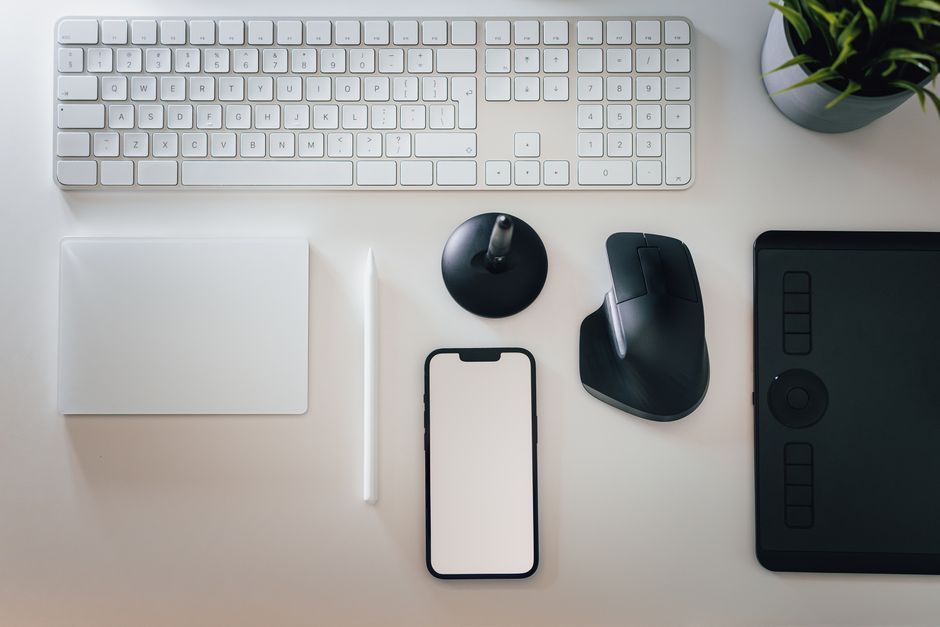 smartphone wireless charging pad office desk workspace