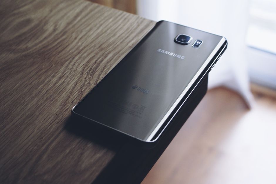 smartphone device screen close up no logo
