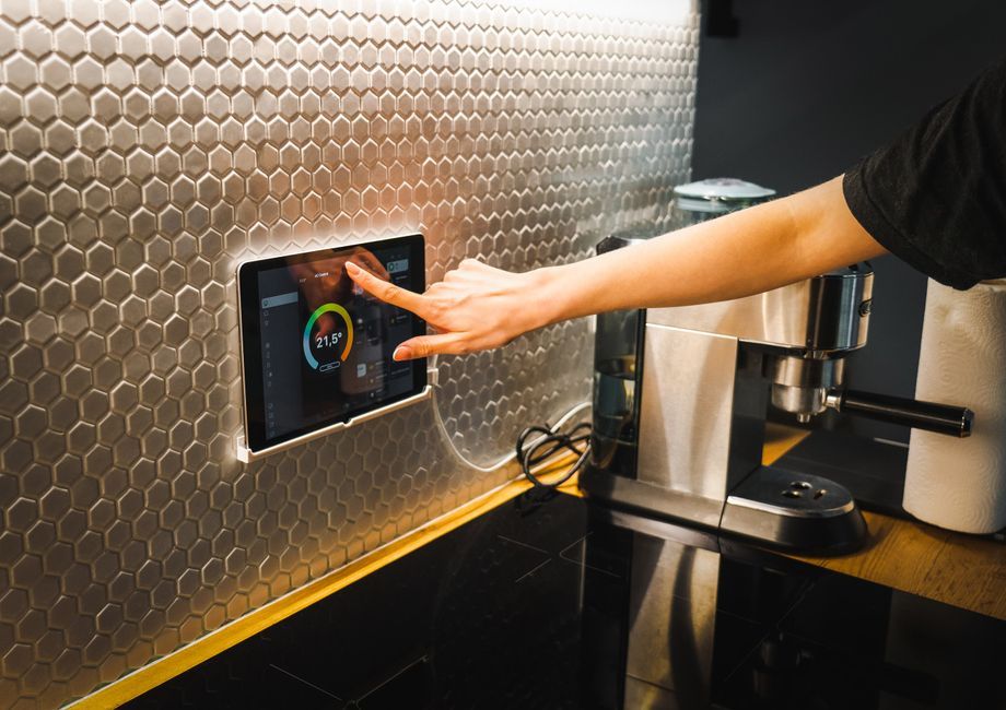 smart home display touch screen interface