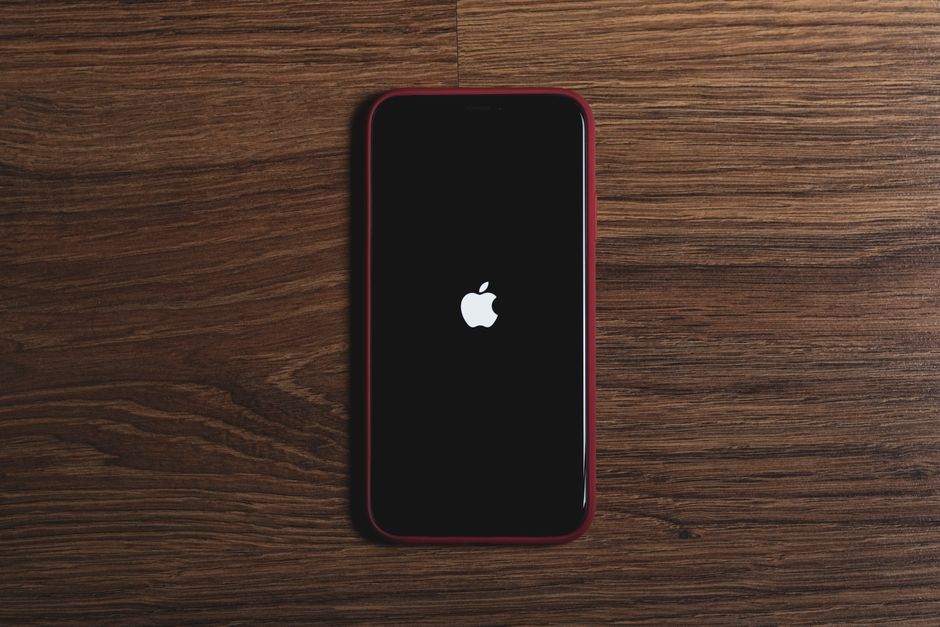 Apple iPhone event invitation screen
