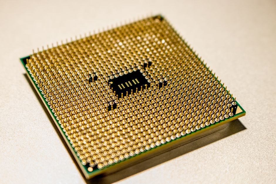 microprocessor chip computer hardware detail