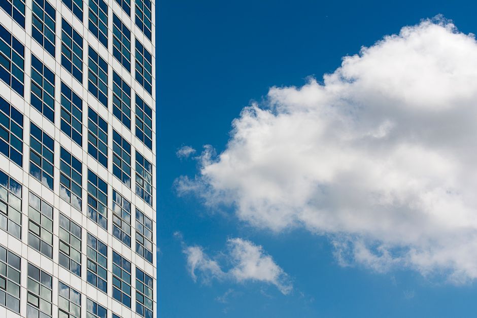 cloud database architecture serverless
