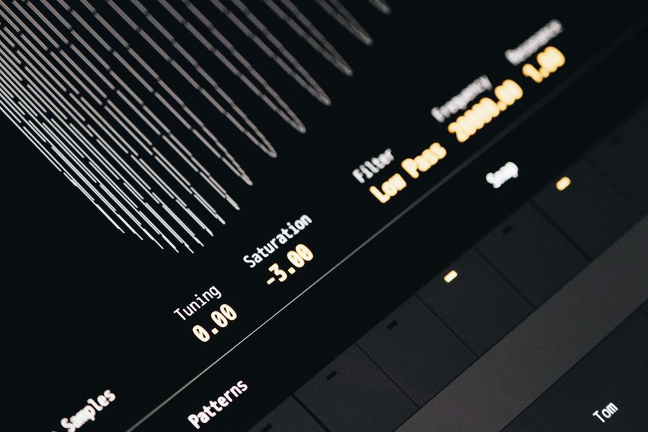 audio frequency sound wave equalizer digital workstation