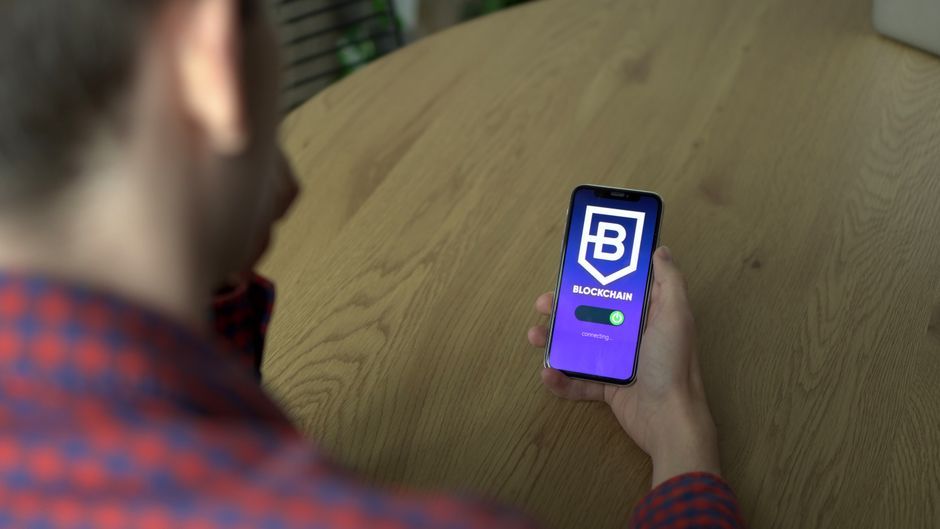 cryptocurrency mobile app blockchain interface
