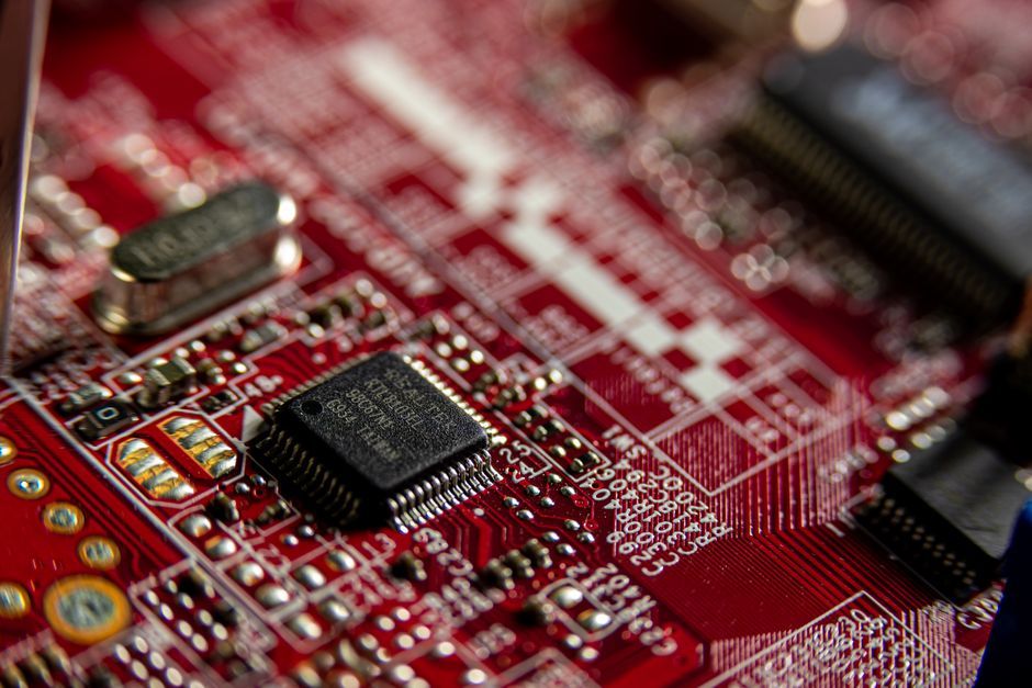 microchip electronic circuit board macro engineering