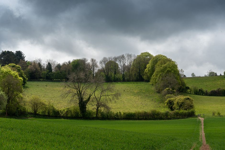 UK countryside cloudy landscape weather overcast sky
