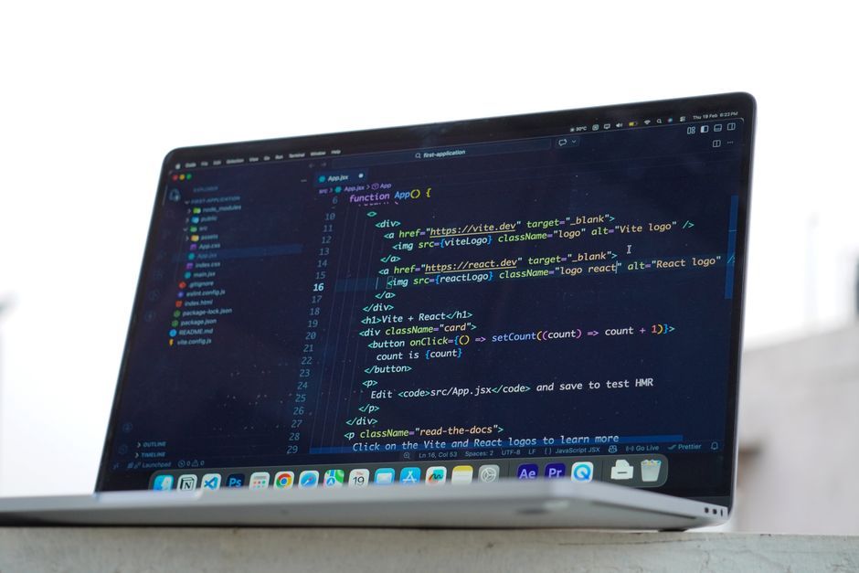 ios simulator running code on macbook