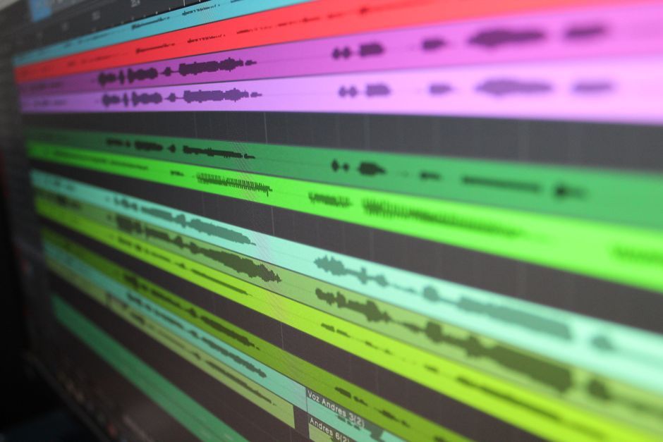 audio waveform digital sound mixing interface