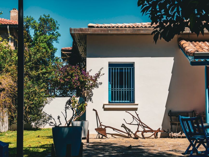 mediterranean house patio exterior architecture
