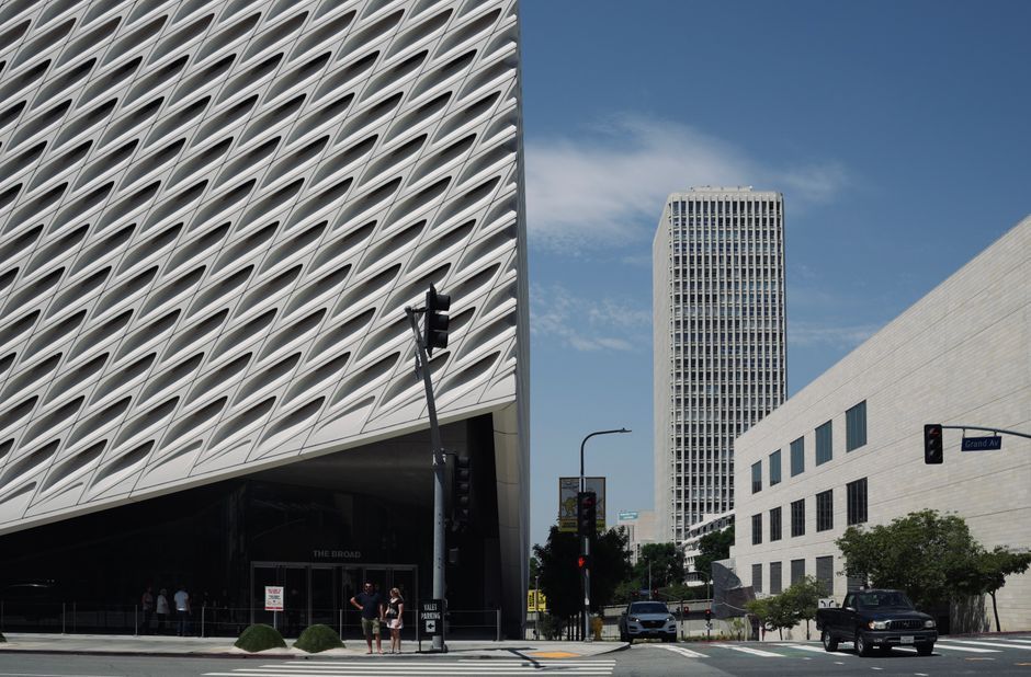 Los Angeles government building street exterior daytime