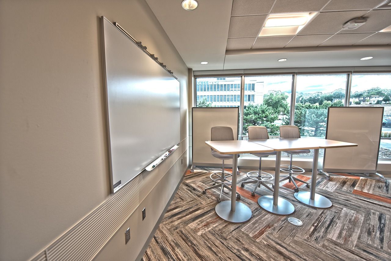 corporate seminar meeting room presentation