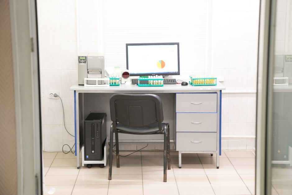 hospital medical technology screen computer