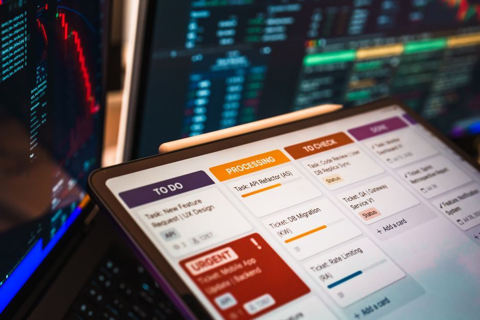enterprise software dashboard screen workspace