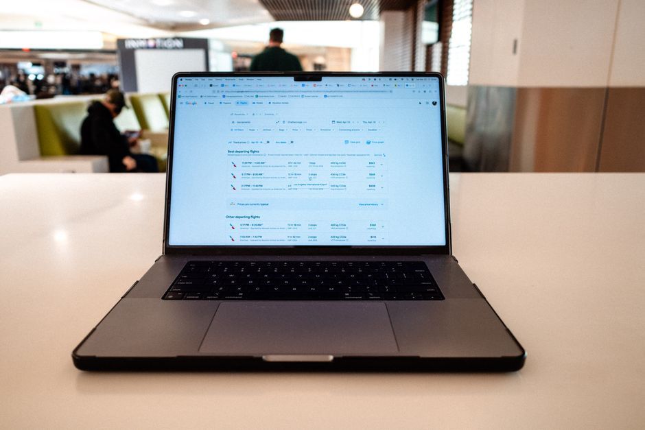 global travel booking dashboard software