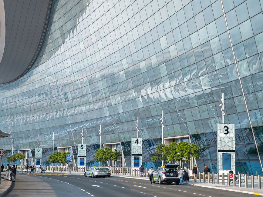 dubai international airport terminal exterior daytime