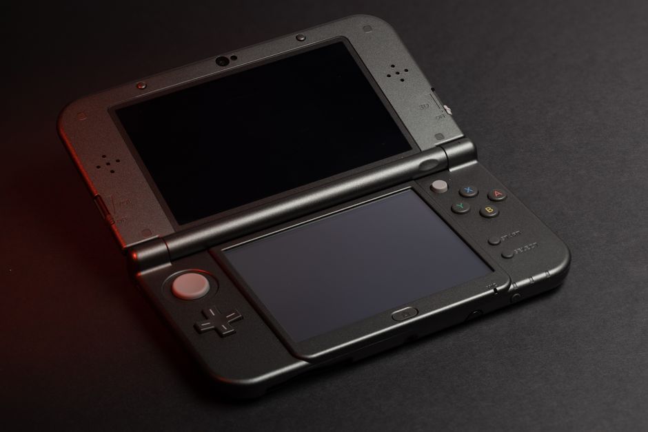 portable gaming console hardware circuit