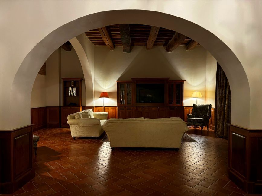 Iran contemporary villa interior colorful arches