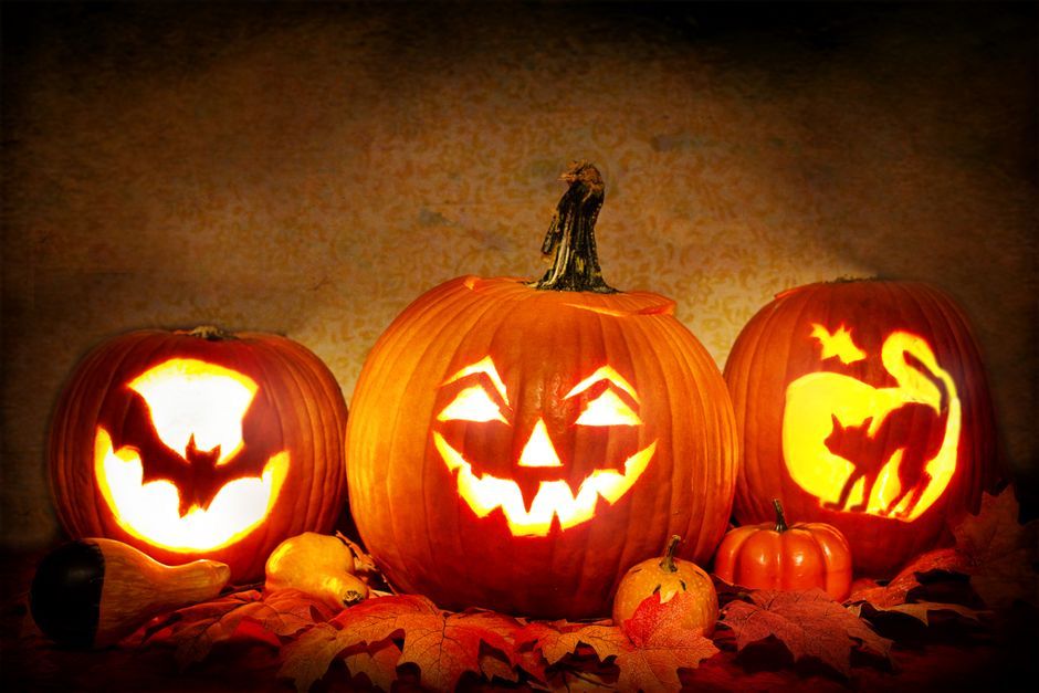 halloween carved pumpkin glowing jack o lantern spooky night