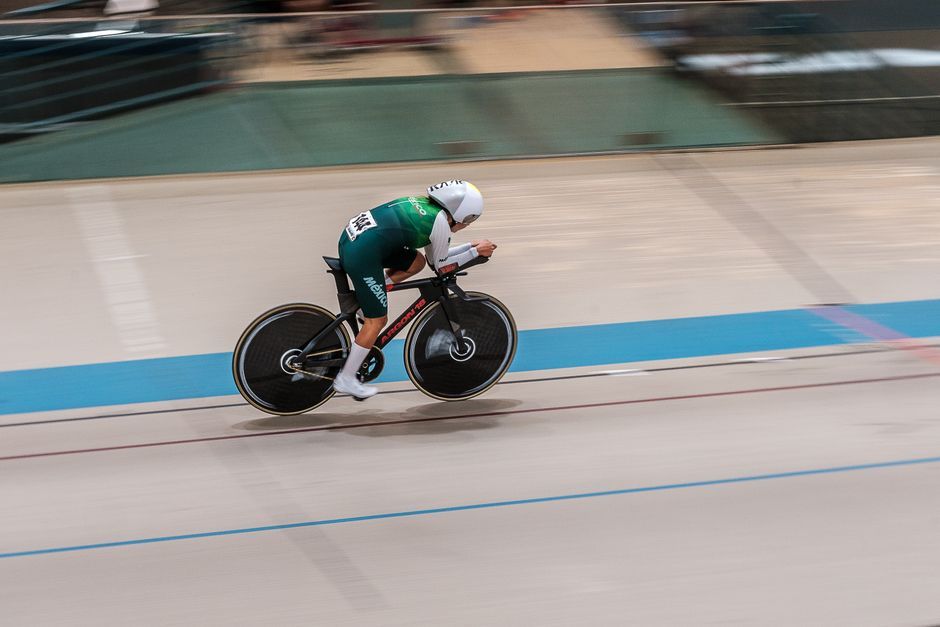 Thailand indoor fitness race training