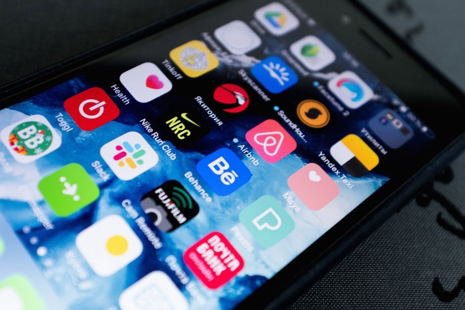 mobile app monetization development screen