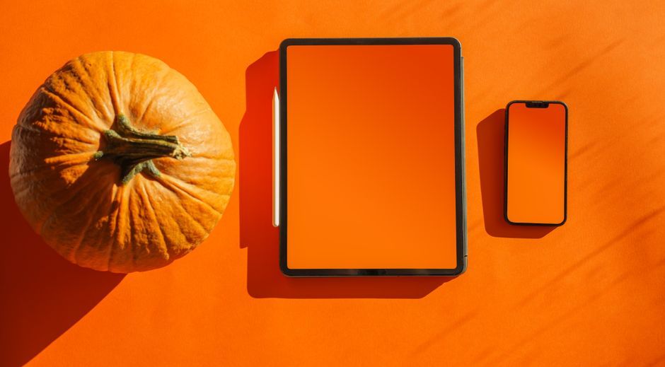 Apple iPhone smartphone mockup display