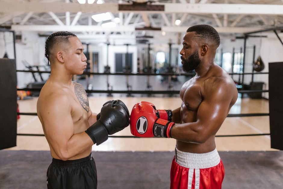 professional boxing fighters face off