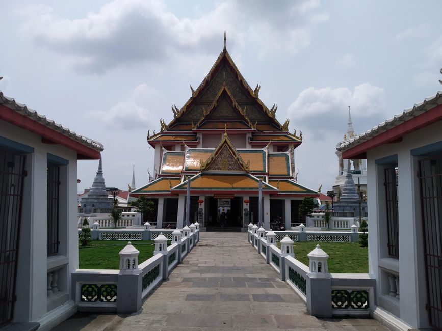 Thailand provincial hall office building