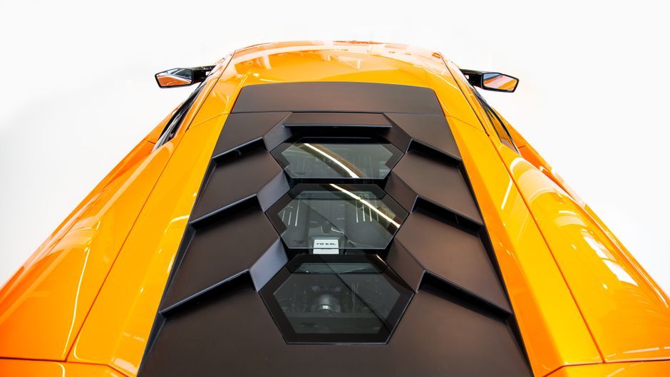 Italy Lamborghini sports car aerodynamic rear wing