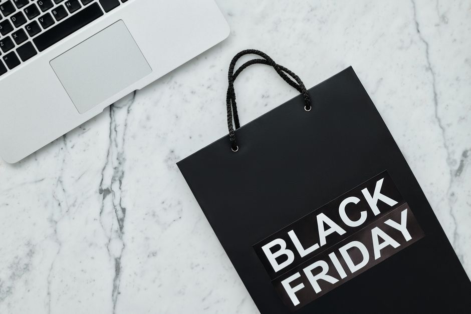 shopping online sale discount gadgets desk workspace