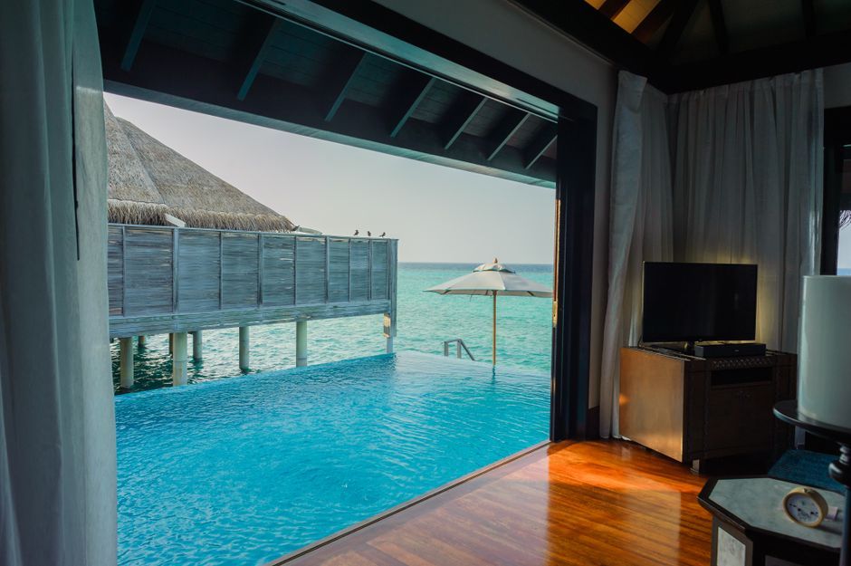 luxury hotel villa swimming pool Maldives ocean view