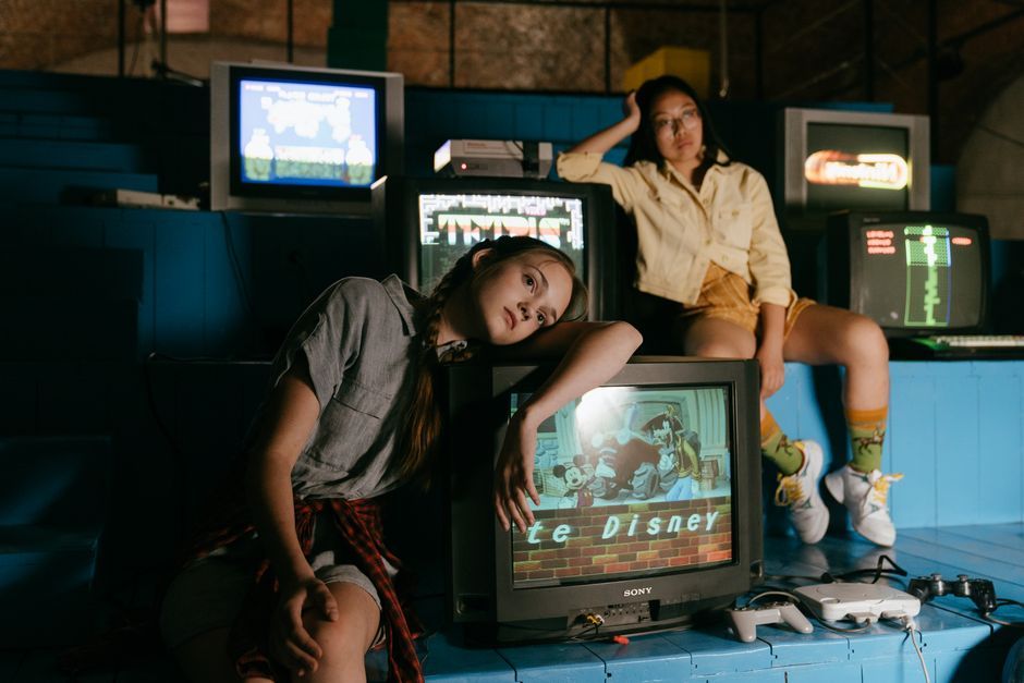 vintage computer screen arcade retro gaming