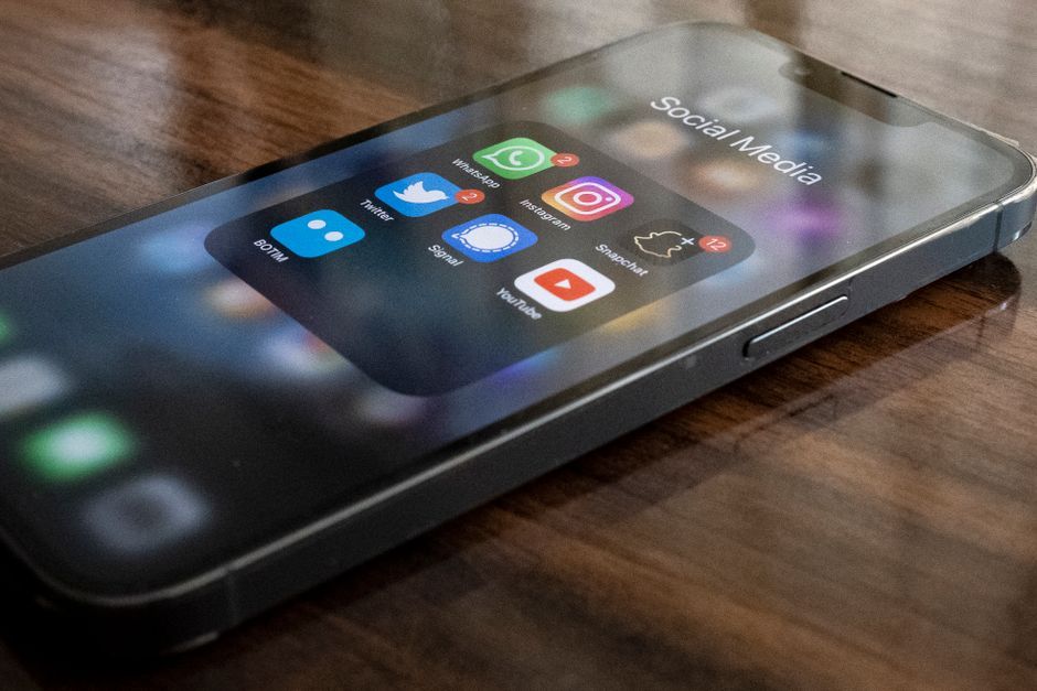 smartphone messaging app screen notification close up