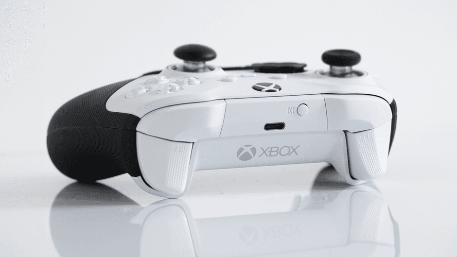 Xbox Series S hardware controller