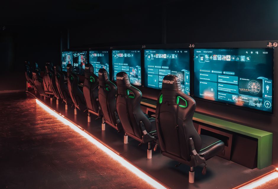 Xbox Series X console setup room