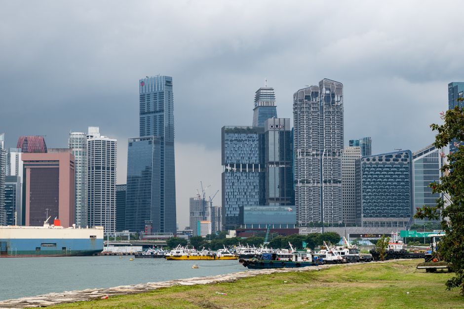 Singapore modern financial district skyscraper