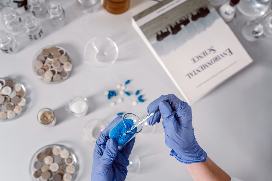science books and laboratory equipment