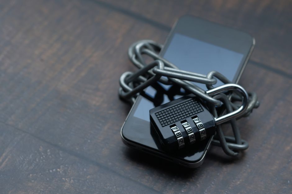 mobile phone privacy security